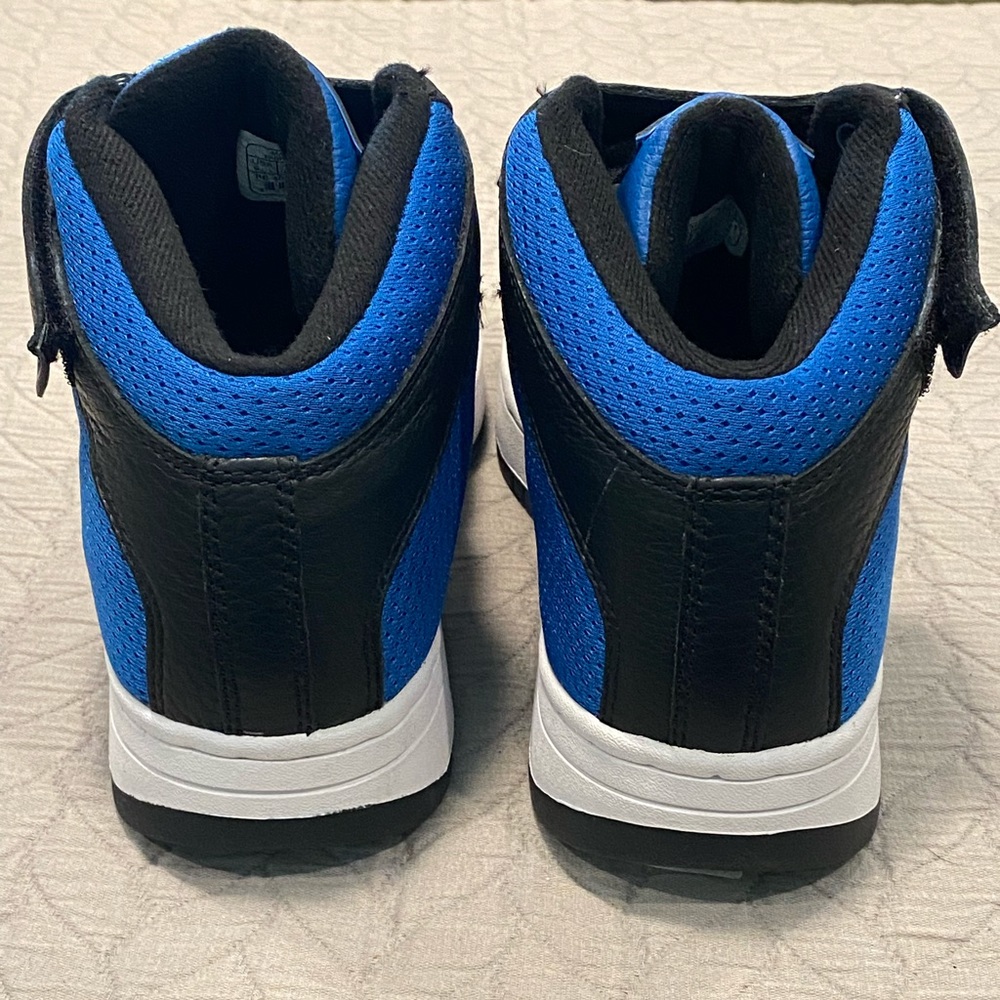 Men’s Reebok Classic High-Tops - Picture 3 of 11